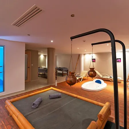 Kresten Royal Euphoria Kallithea (Rhodes)