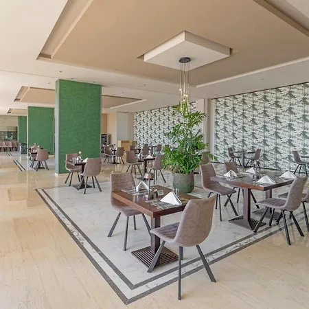 ذا كريستين رويال فيلاز آند سبا 5* Kallithéa